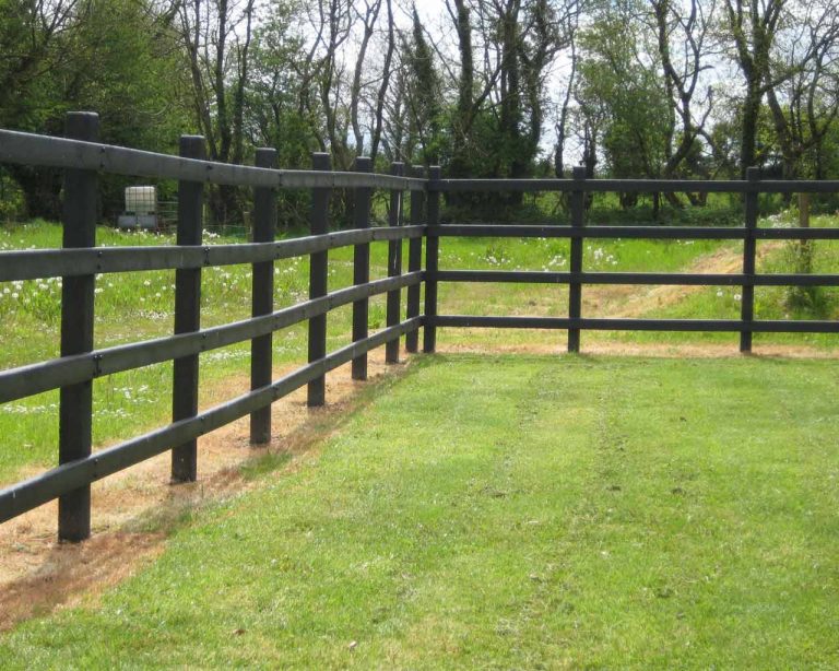 4 Rail Fencing Murray's Recycled Plastic