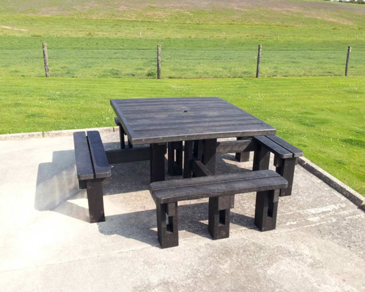 8 seater picnic table without back