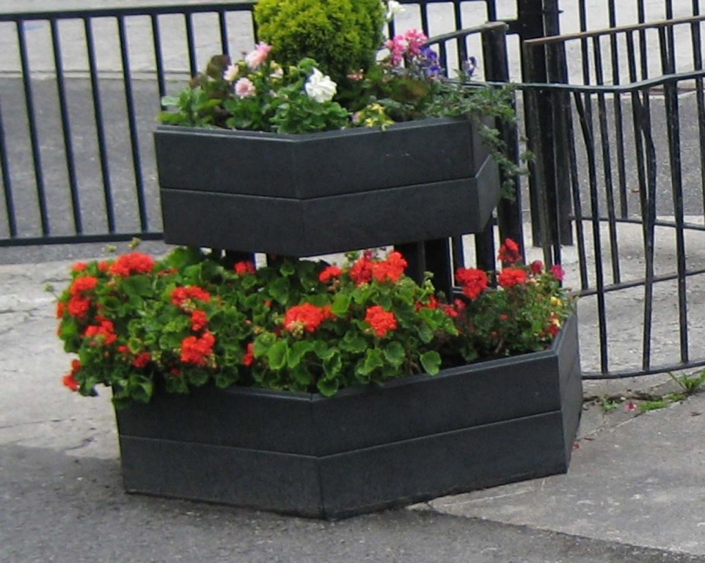 flowerboxes5 Murray's Recycled Plastic