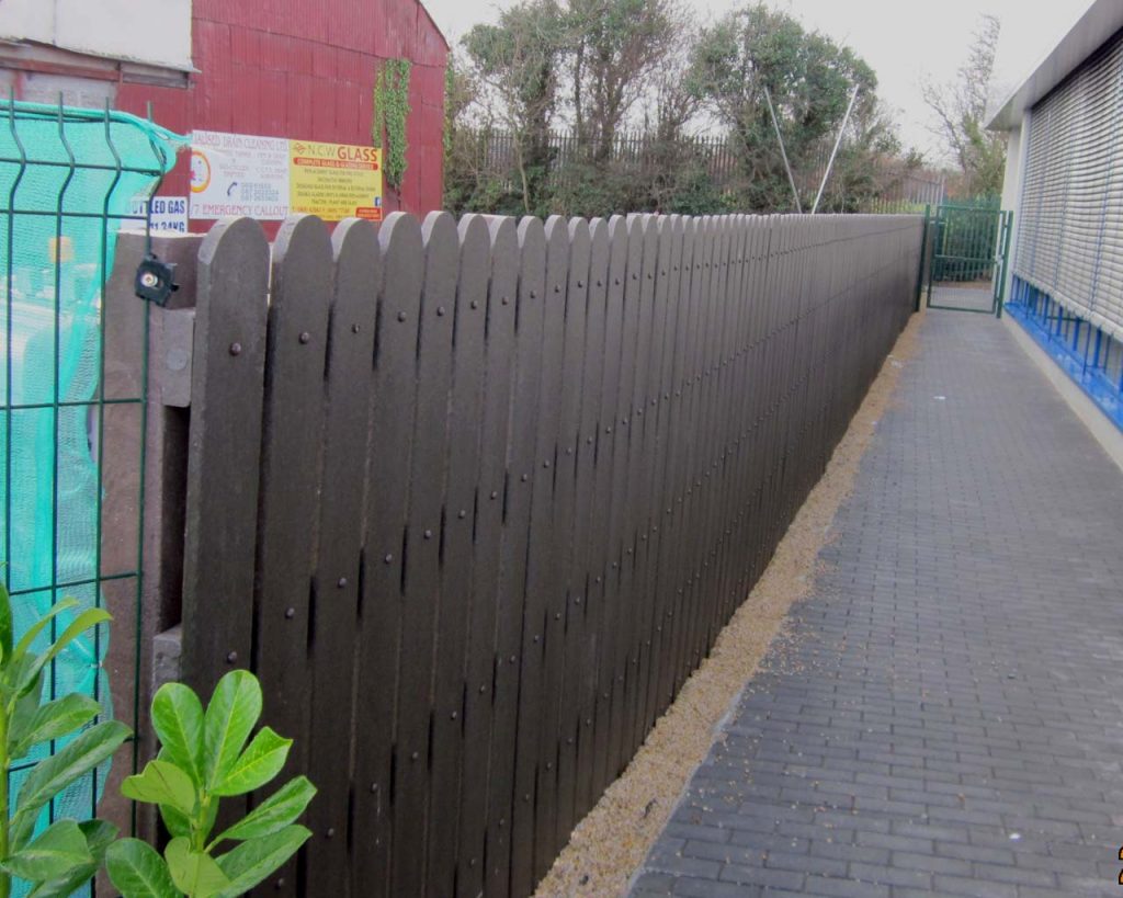 Picket Fencing Murray's Recycled Plastic